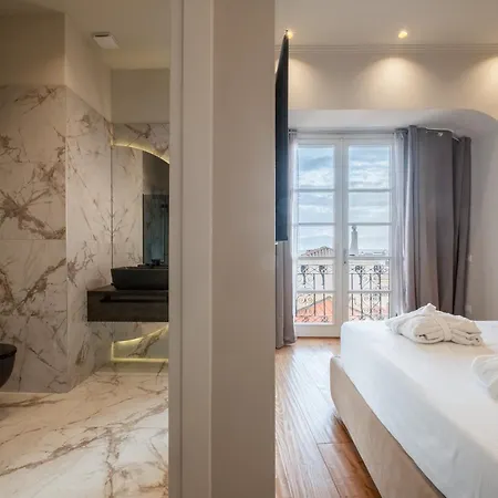 Luxury In The Heart Of 卡利亚里