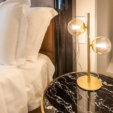 Luxury In The Heart Of 3* 卡利亚里
