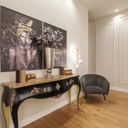בית הארחה Luxury In The Heart Of