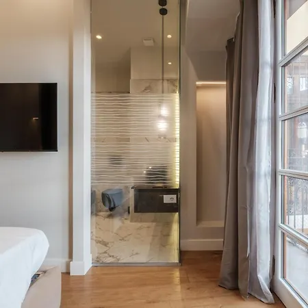 Luxury In The Heart Of *