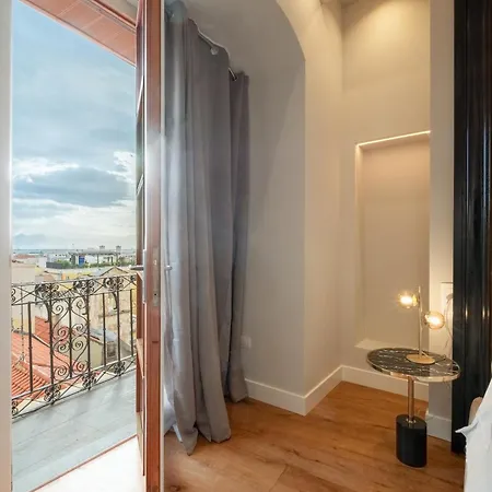 Luxury In The Heart Of *