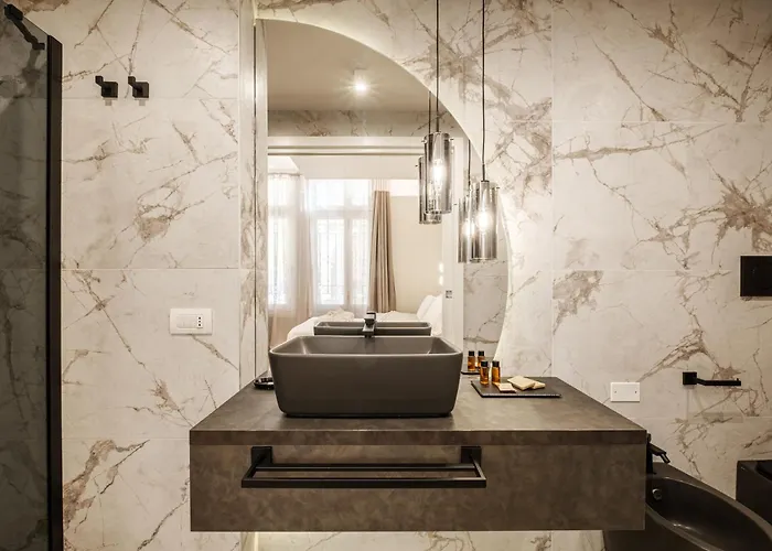 Luxury In The Heart Of ゲストハウス カリアリ