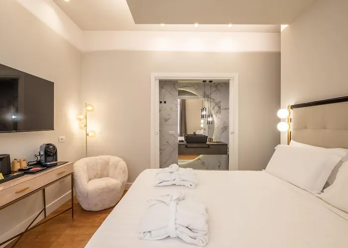 ゲストハウス Luxury In The Heart Of 3*