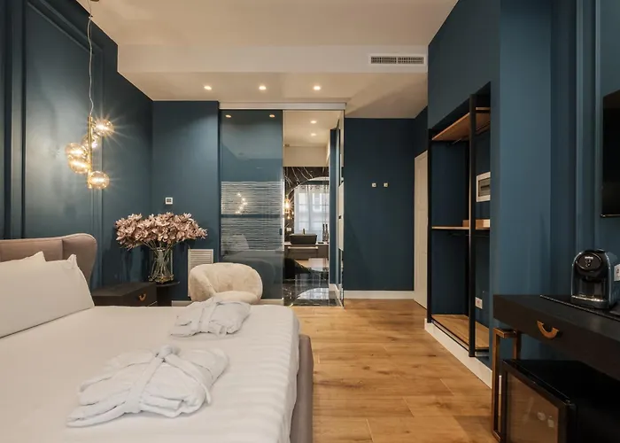 Luxury In The Heart Of ゲストハウス カリアリ