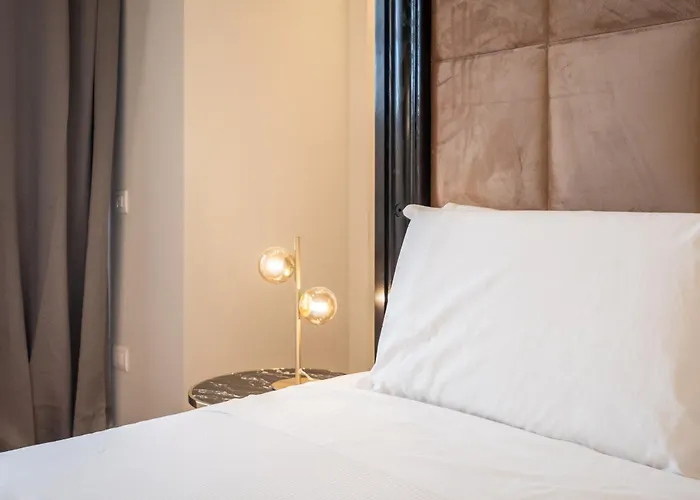 ゲストハウス Luxury In The Heart Of カリアリ