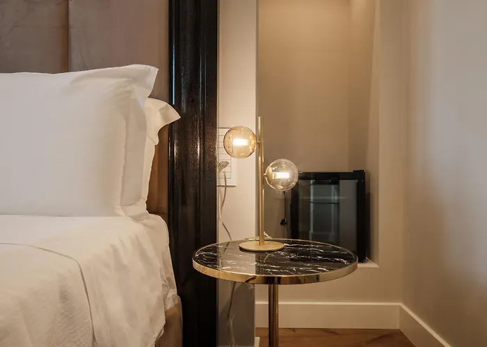 Luxury In The Heart Of ゲストハウス